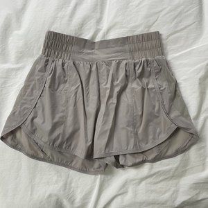 balance athletica (vitality) breeze shorts size medium